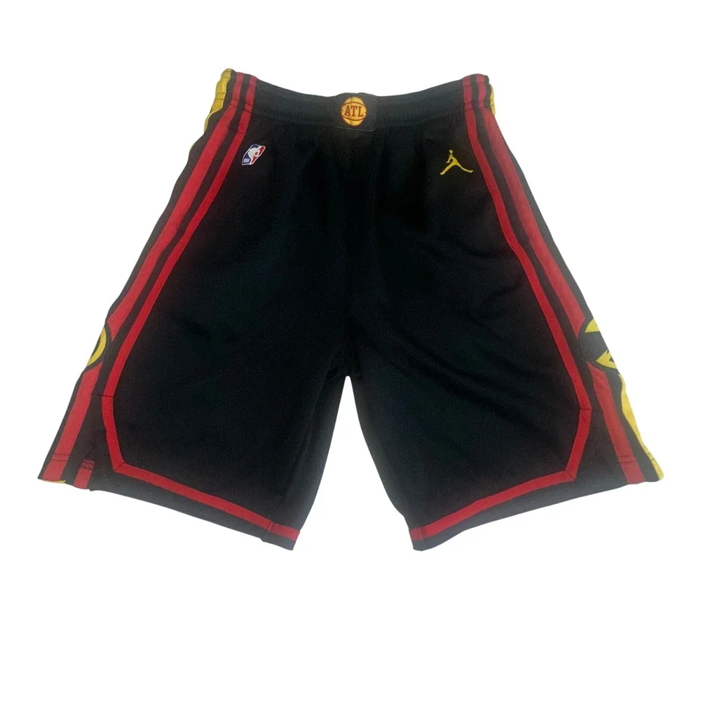 Jordan NBA Basketball Athletic Shorts Kids Atlanta Hawks Black Red Yellow Size L